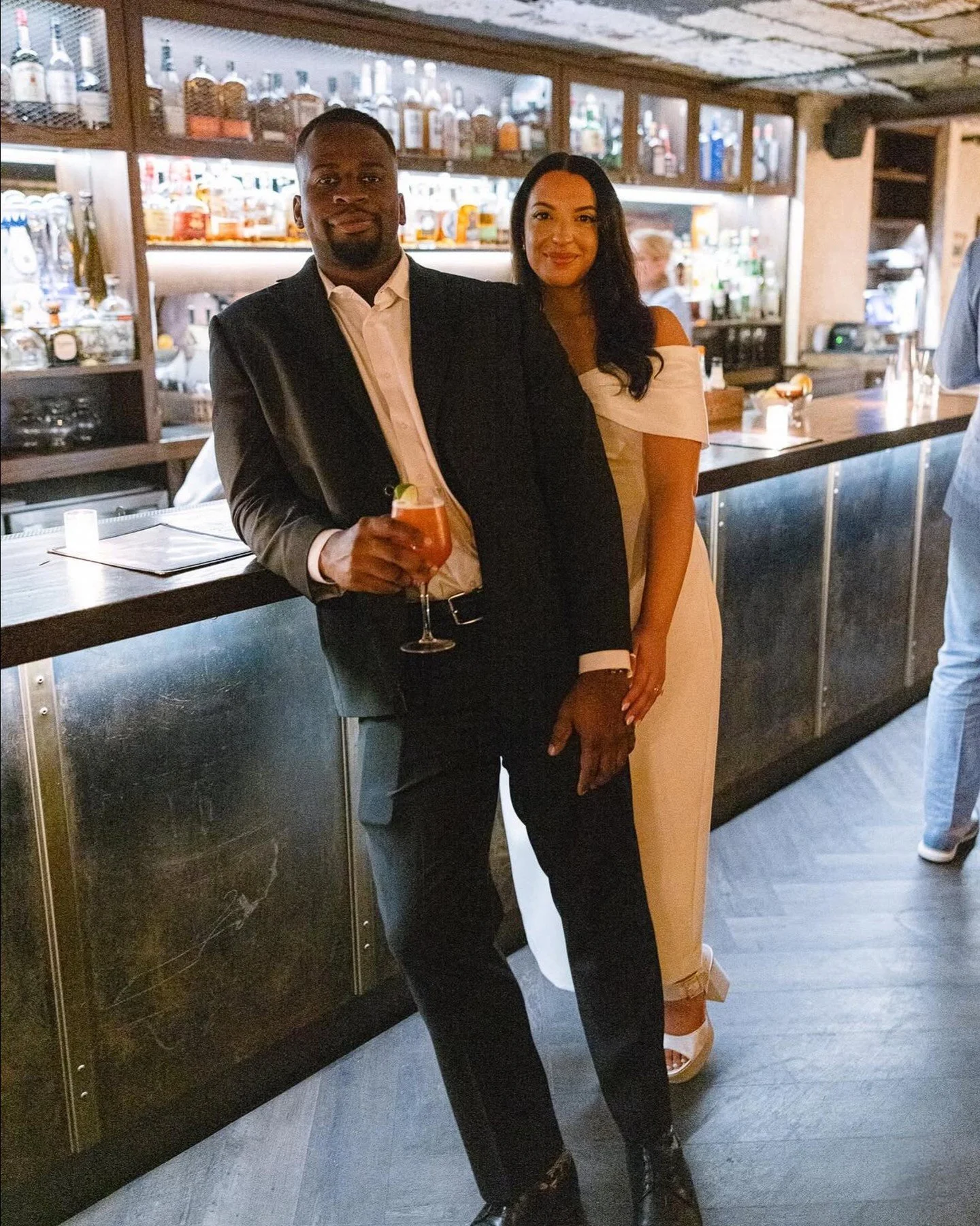 Make your next special moment one to remember at Harp &amp; Crown. 🥂⁠
⁠
PC: @&zwnj;whenwedancephoto, @courtneyellisa, @ddorliea315