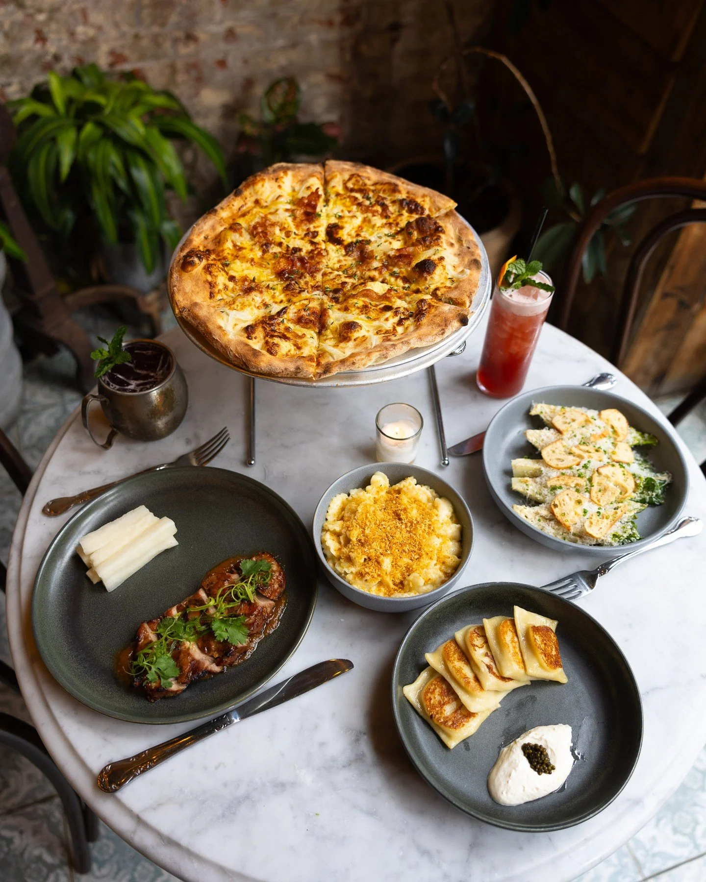 Dinner, drinks, and nowhere else to be ✨Make your plans today!