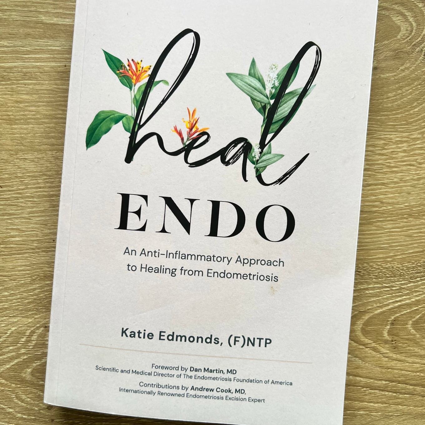 Have you read Heal Endo like these endo-warriors? Swipe to read what people are saying from around the world, or check out Amazon to read alllllllll the incredible feedback!

Heal Endo dives into the complex mechanics that make endo&hellip; endo. It&