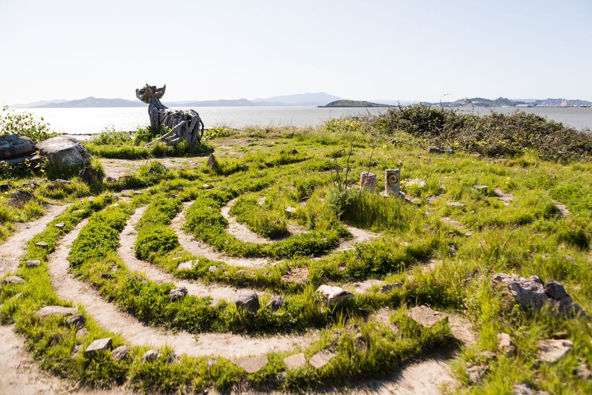 Person of the Planet Invites You for a Walk: Albany Bulb