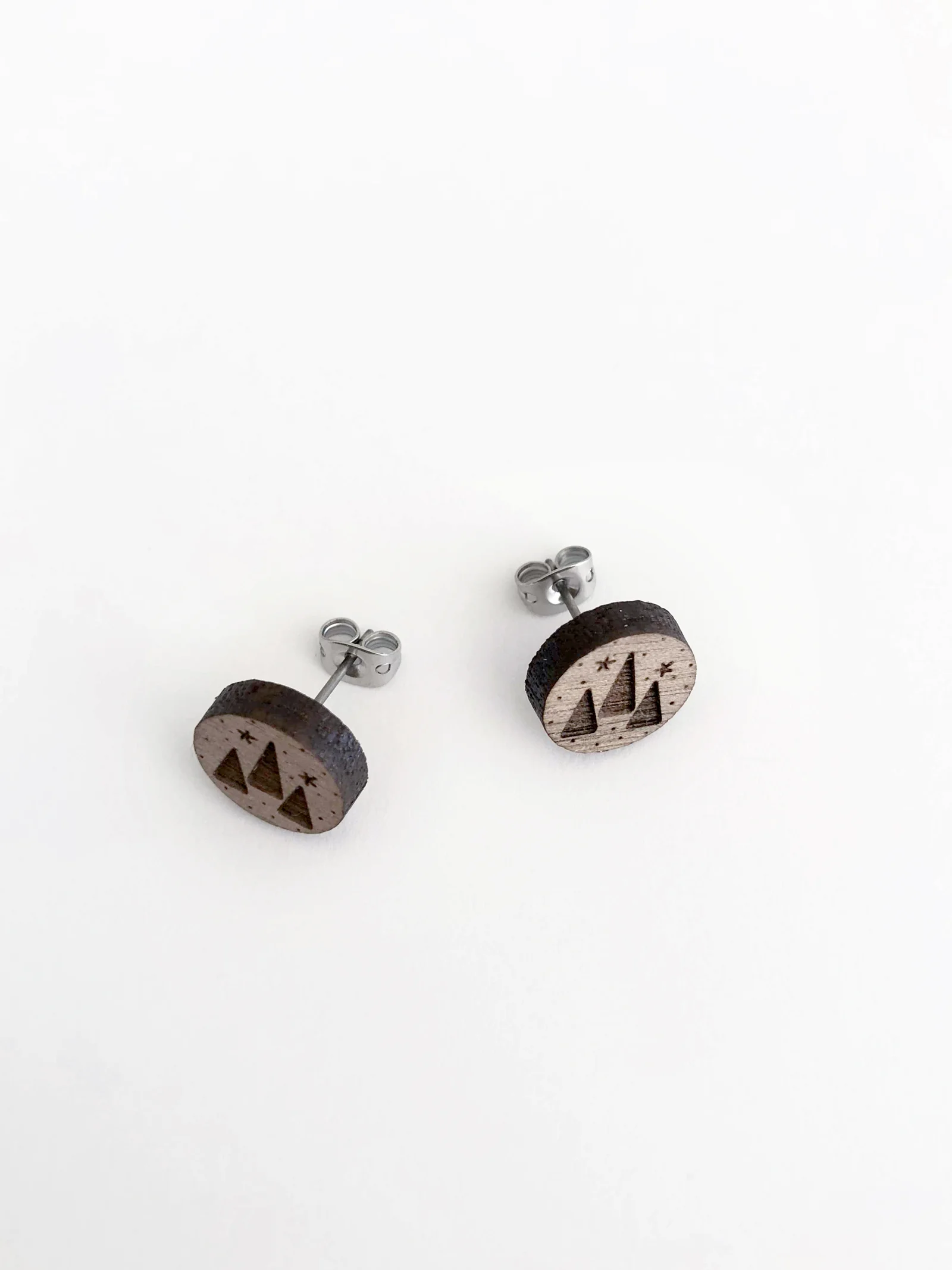 mountain_earrings_3.jpg