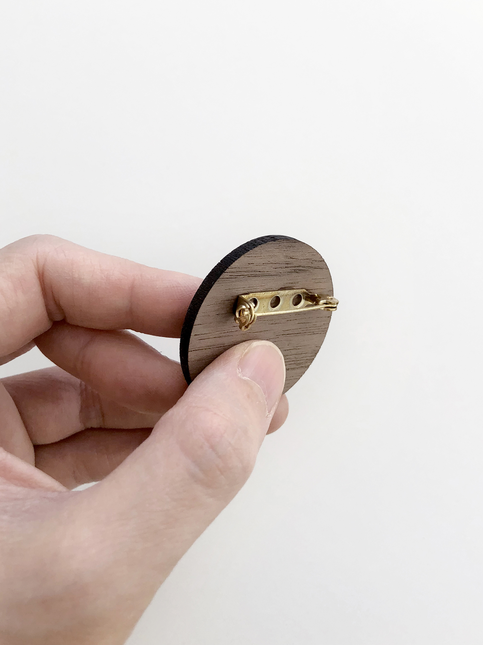 compass_brooch_4.jpg
