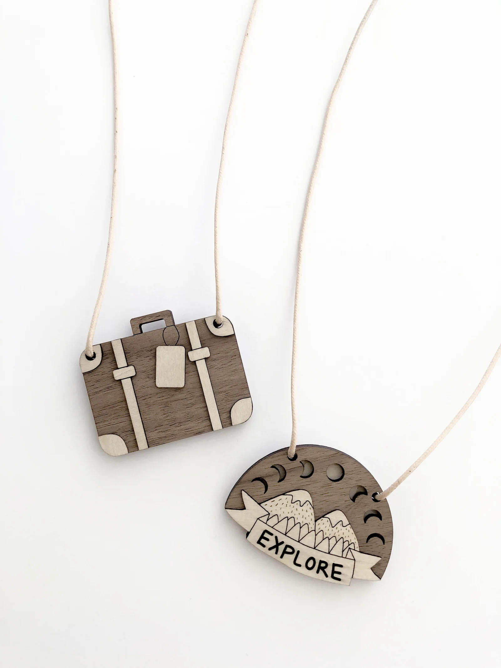 necklaces1.jpg