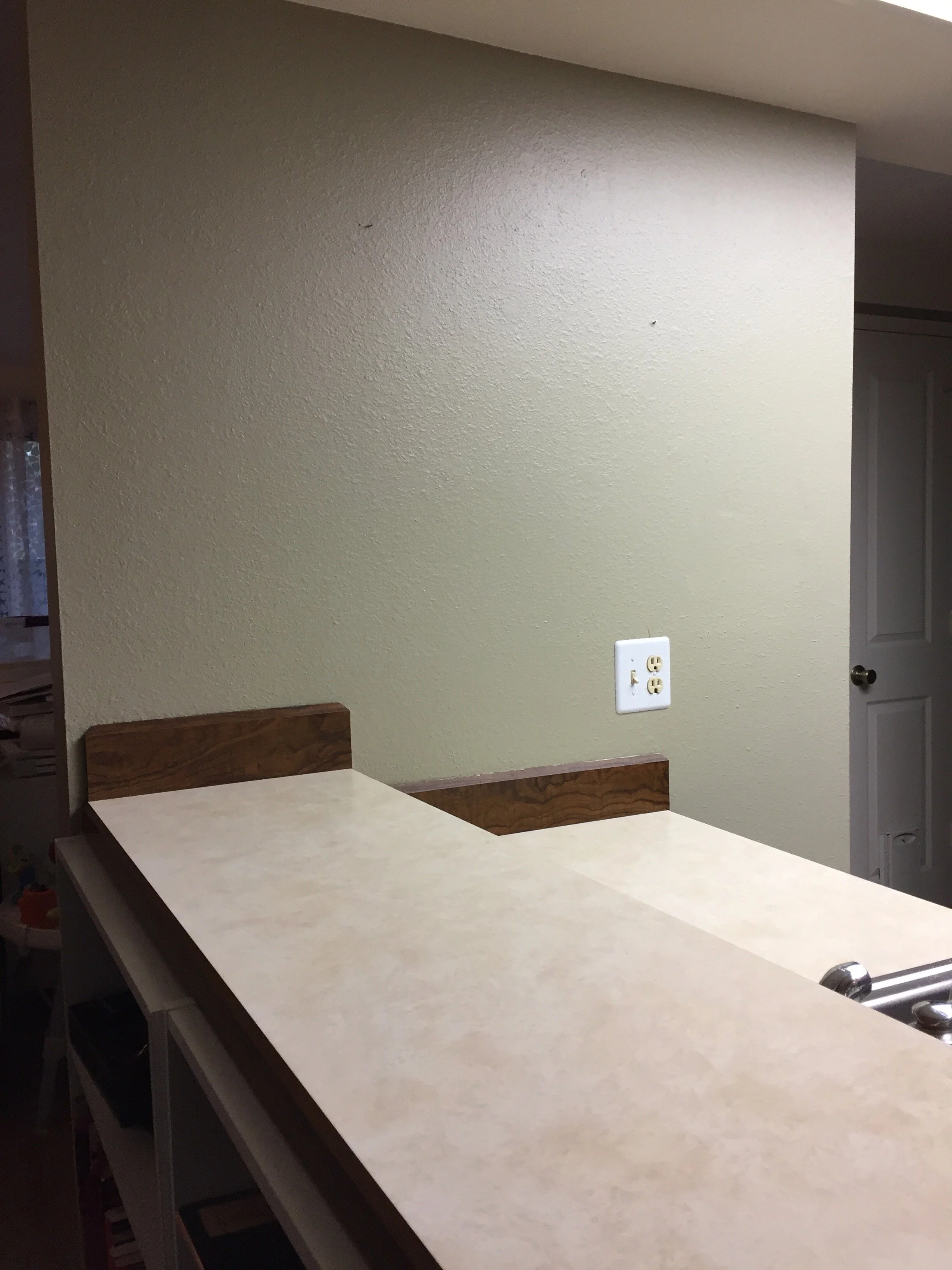 $100 Room Challenge, Wk 1: My Kitchen- Before Photos