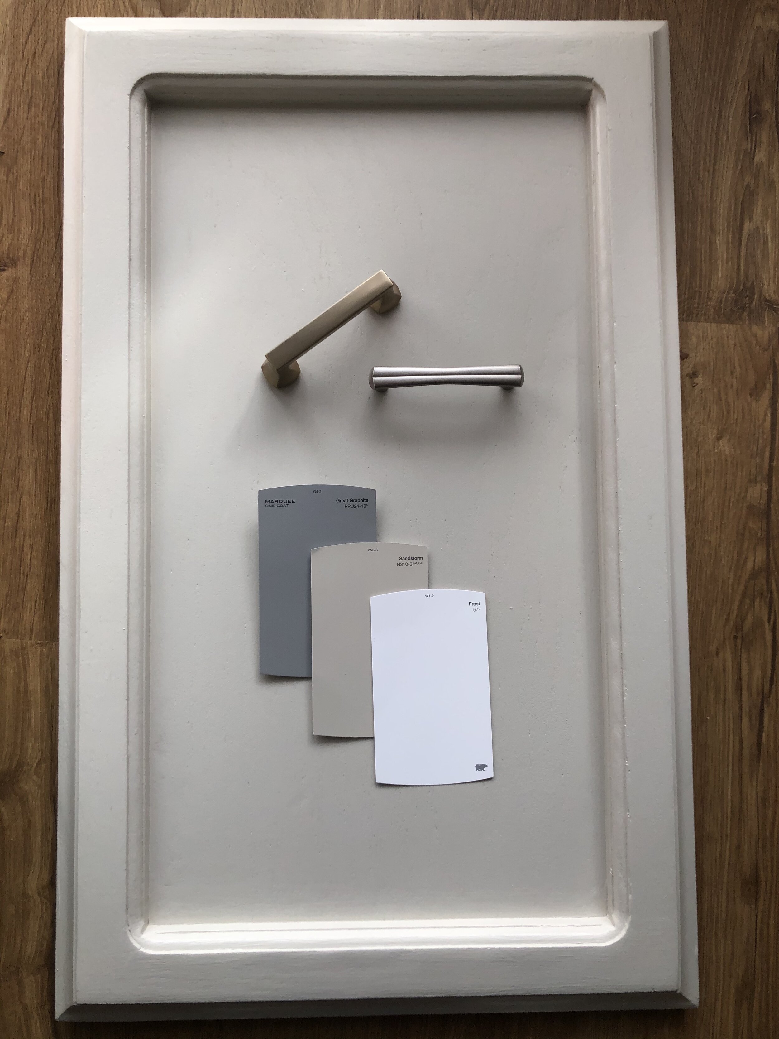 $100 Room Challenge, Wk 4: My Kitchen- Hardware &amp; More Paint