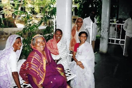 India 2004 Pt 4 c.jpg