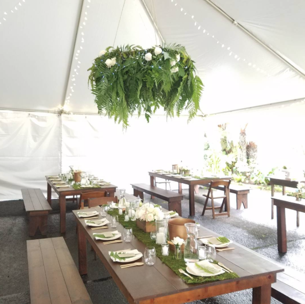 Farm Table Decor Grace Flowers Hawaii | Coordinator Jots of Thoughts