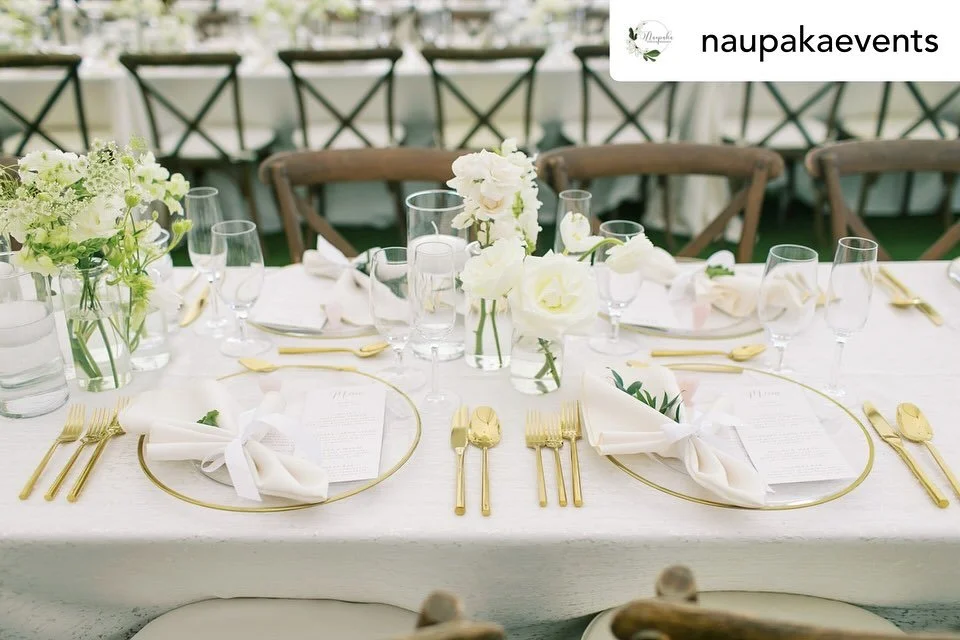 Repost @naupakaevents Linen, chargers, chairs&mdash;and so much more ✨ These design details are where magic meets intention. Every piece, carefully curated. Every vendor, thoughtfully chosen. From table‑top finishes to full‑day coordination, we love 
