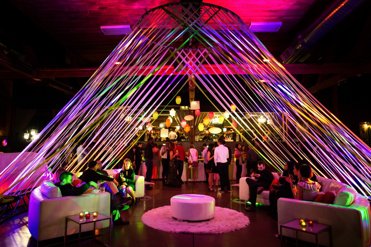 thumbnail_195_PARTY.jpg