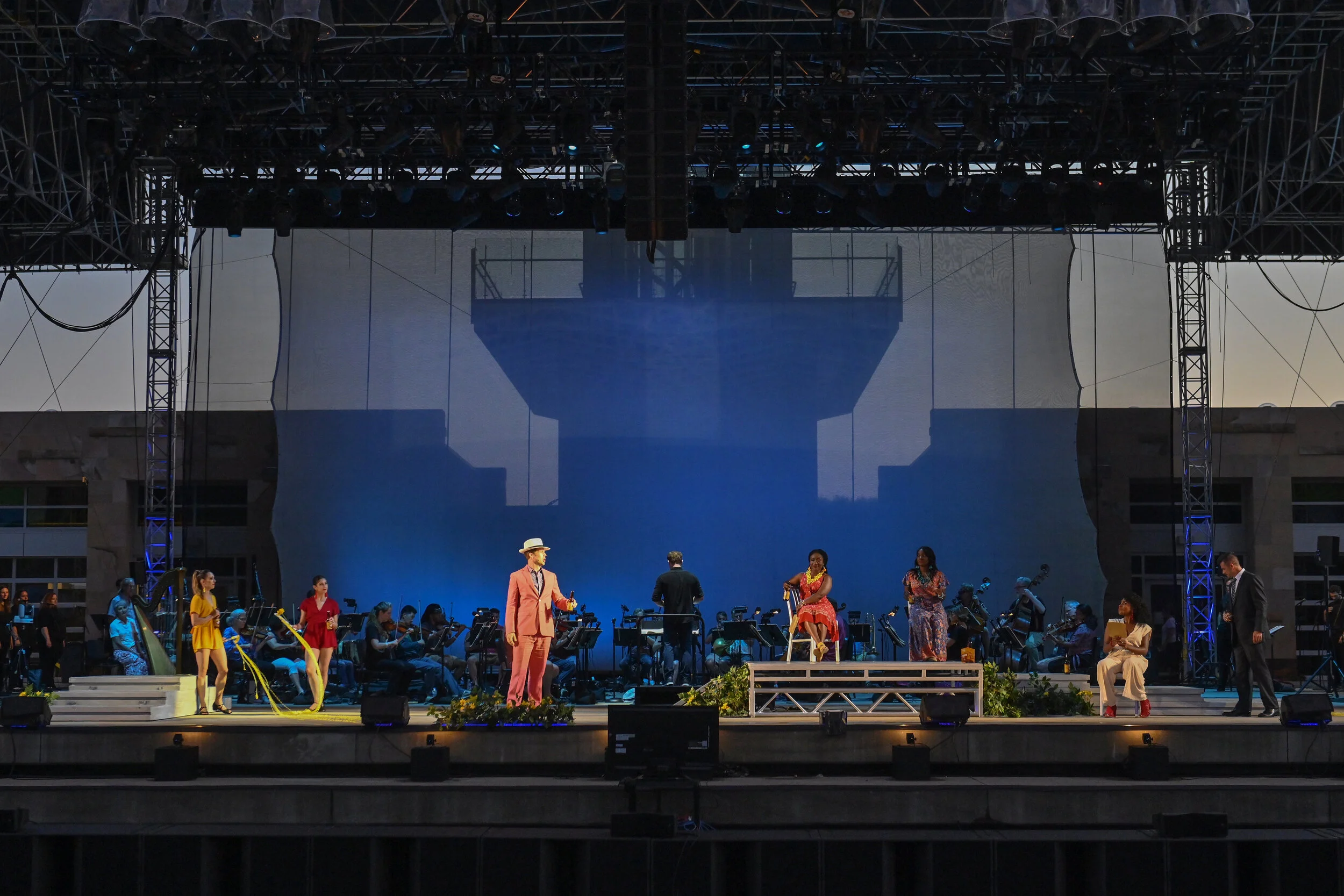 Superb cast soars in tuneful ‘Carmen’ as Cincinnati Opera goes outdoors due to pandemic