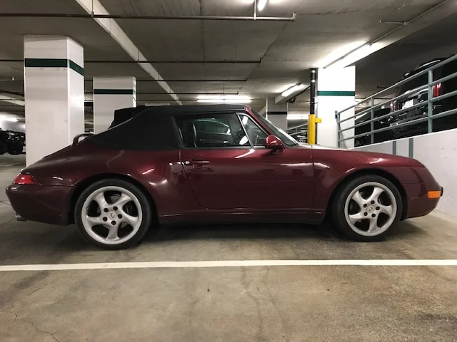 Porsche 911 3.jpg