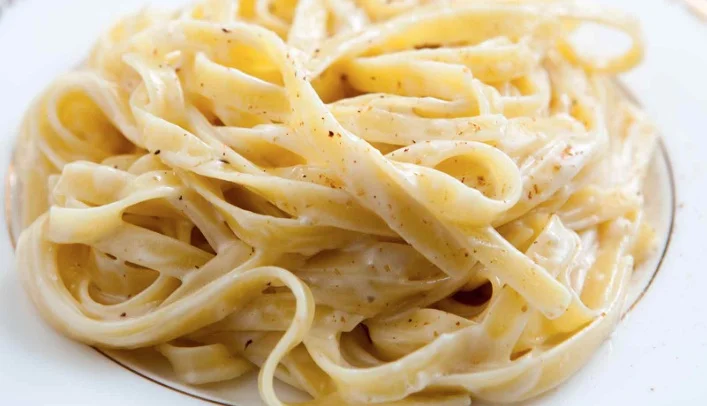 Fettuccine Alfredo