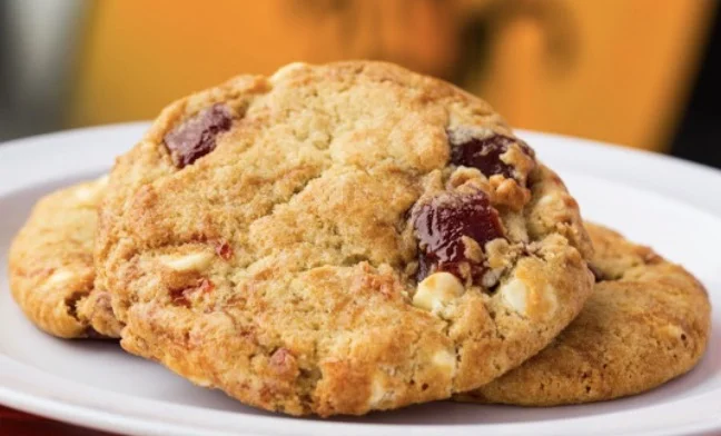 White Chocolate Guava Cookie