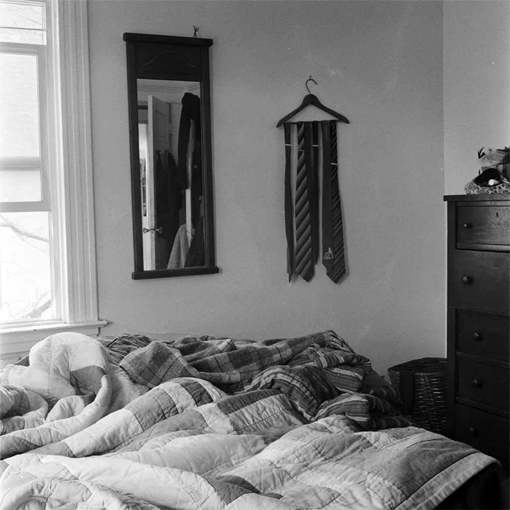 07_12_20_Anne and Steve bedroom Seattle_12_19.jpg