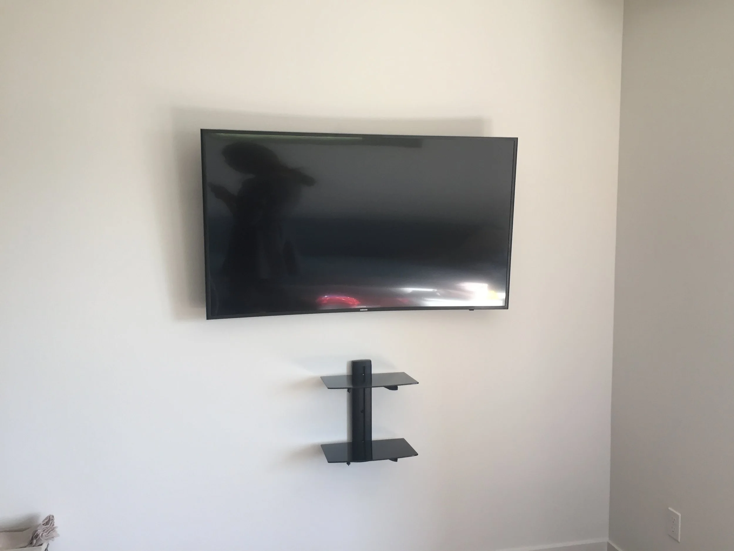 TV mounting 