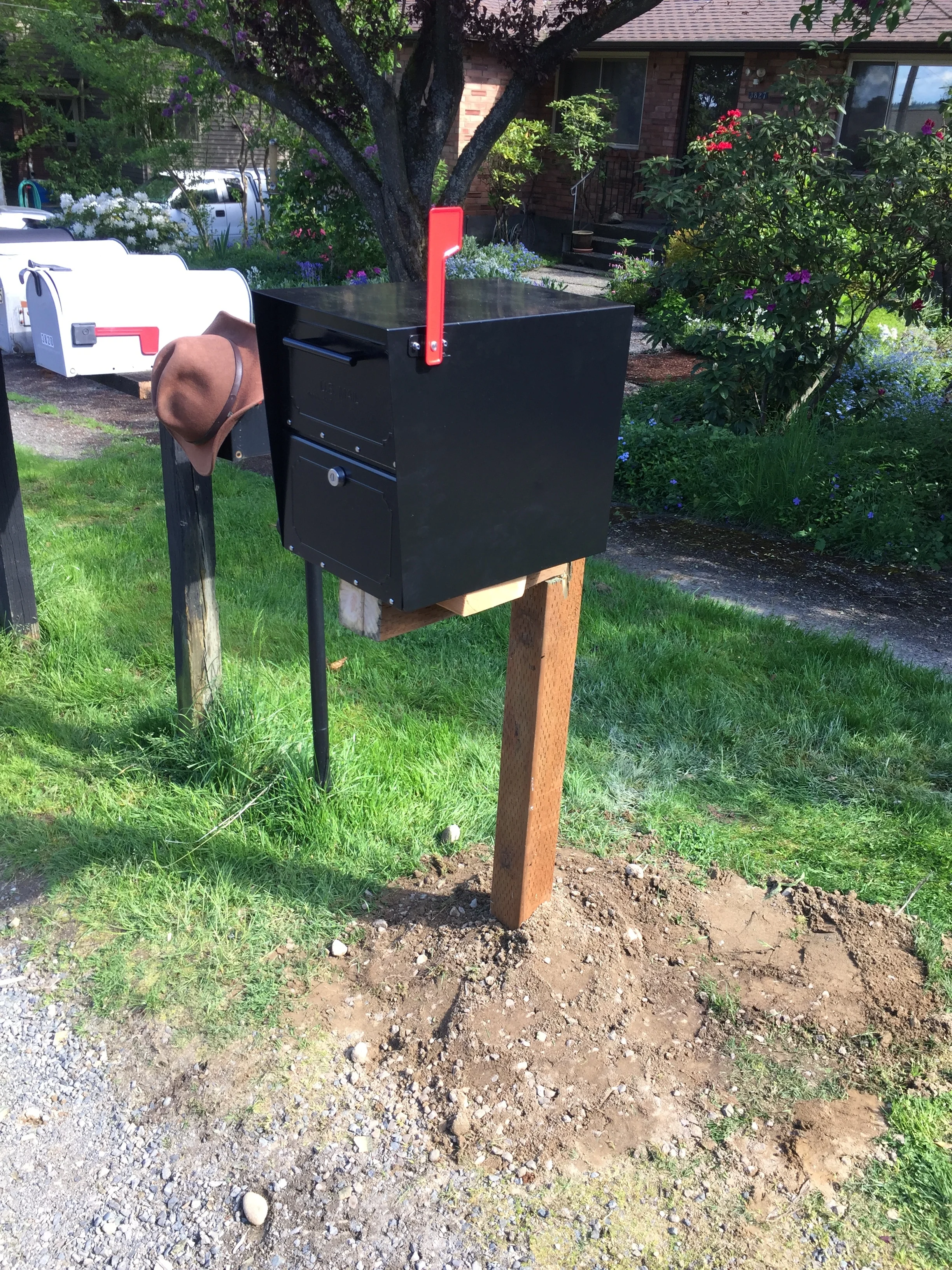 Mailbox installation 