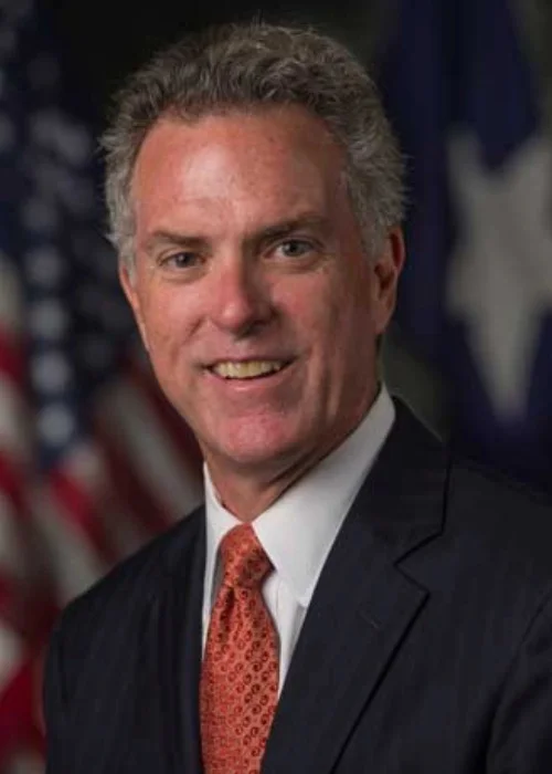 JOHN LUMAN