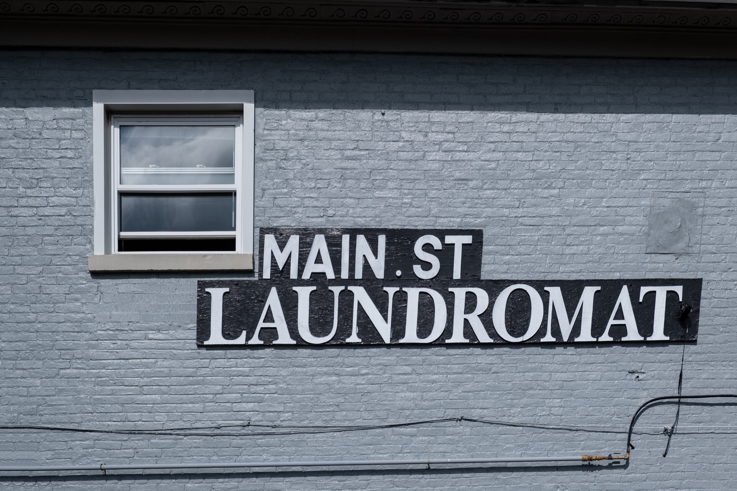 Laundromat, Niagara, Canada