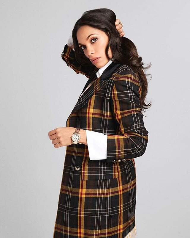 Beautiful kind smart powerful progressive and lovable person @rosariodawson 
Happy happy birthday ❤️🧡💛💚💙💜 #rosariodowson