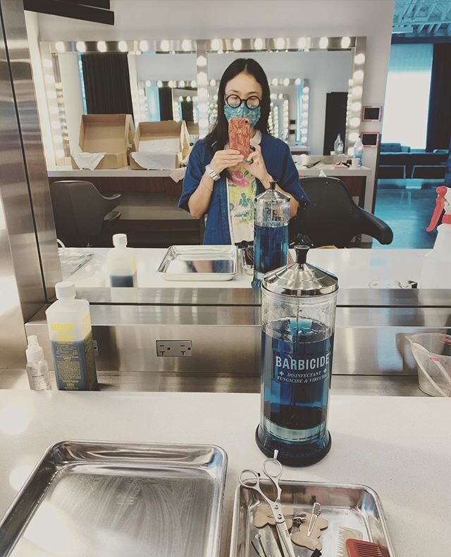 Hello! I&rsquo;m back to work💯

#saftyfirst #safeatwork #photoshootday