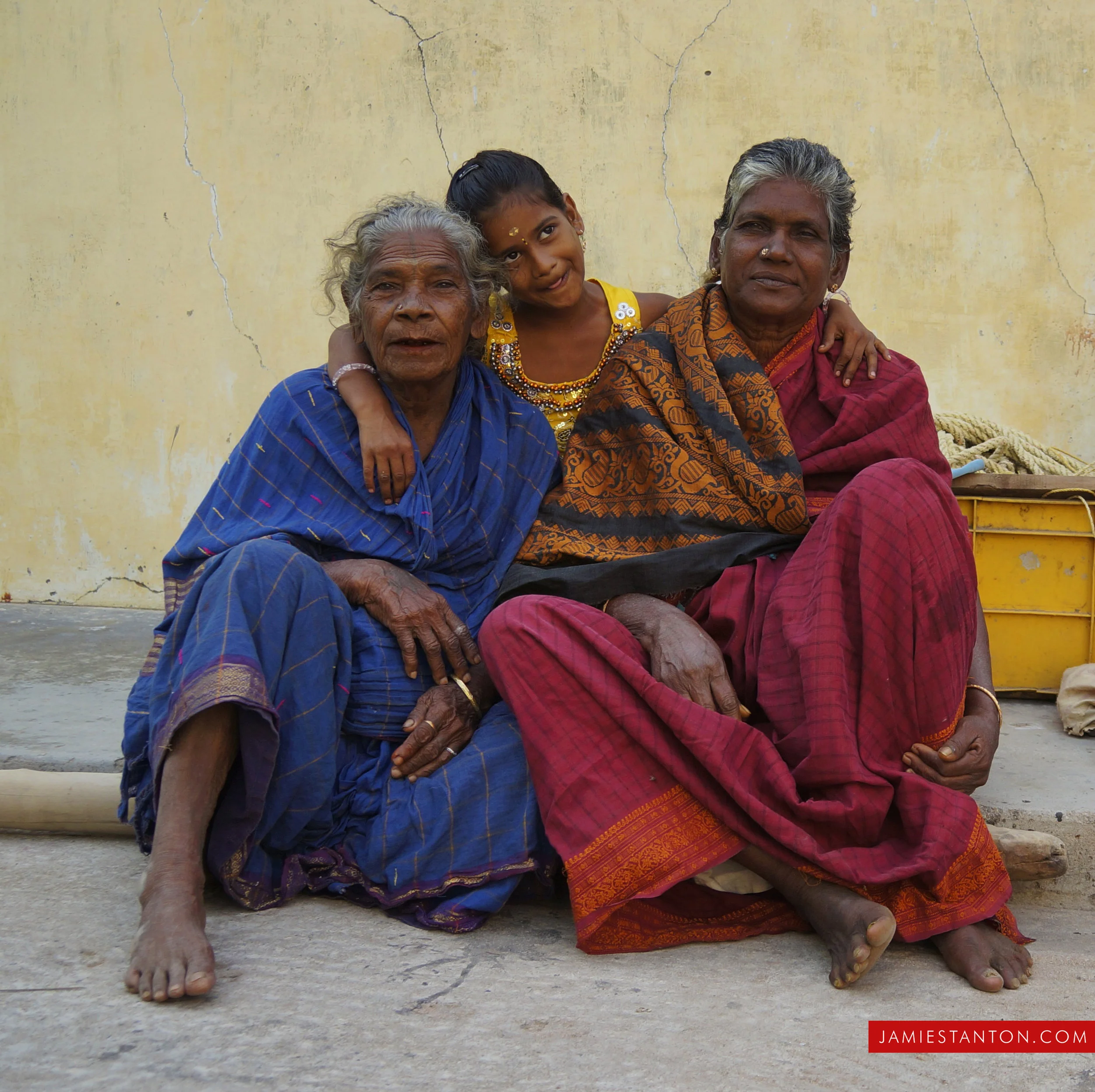 ladies-mamallapuram_16030809486_o.jpg
