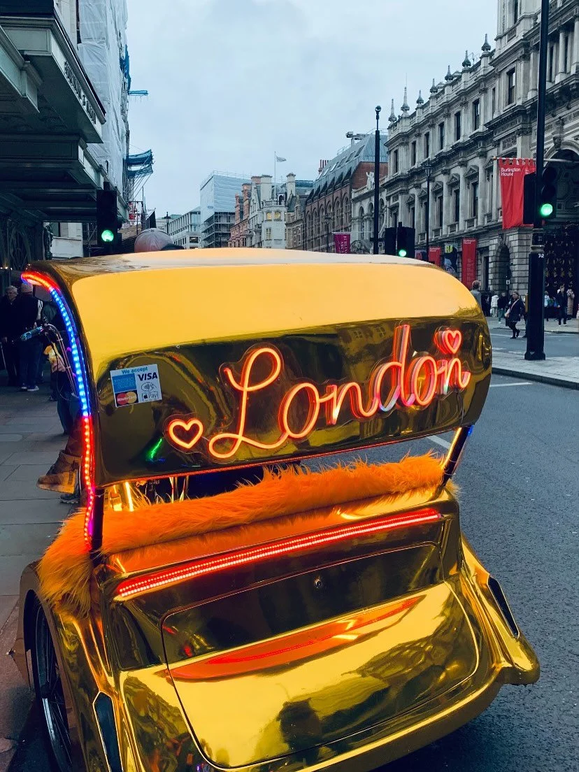 Postcards from a whistlestop family trip back home for Christmas&hellip; 🥰 

Just got back to SF and of course woke up before the crack of dawn. So, looking through photos &amp; feeling the warm &amp; fuzzies for the memories. 

Also opening the pil