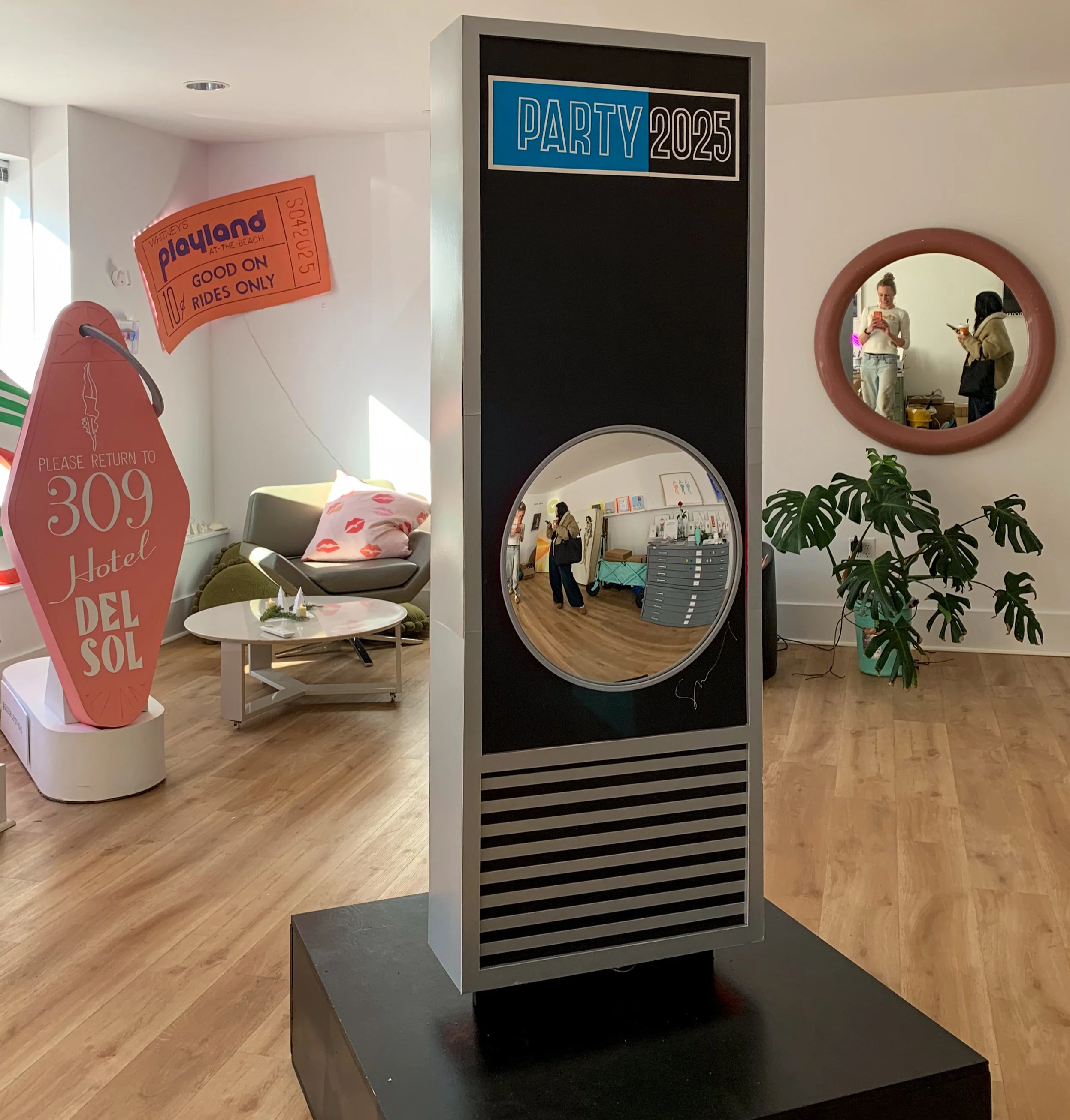 Giant sculpture of HAL 9000 
