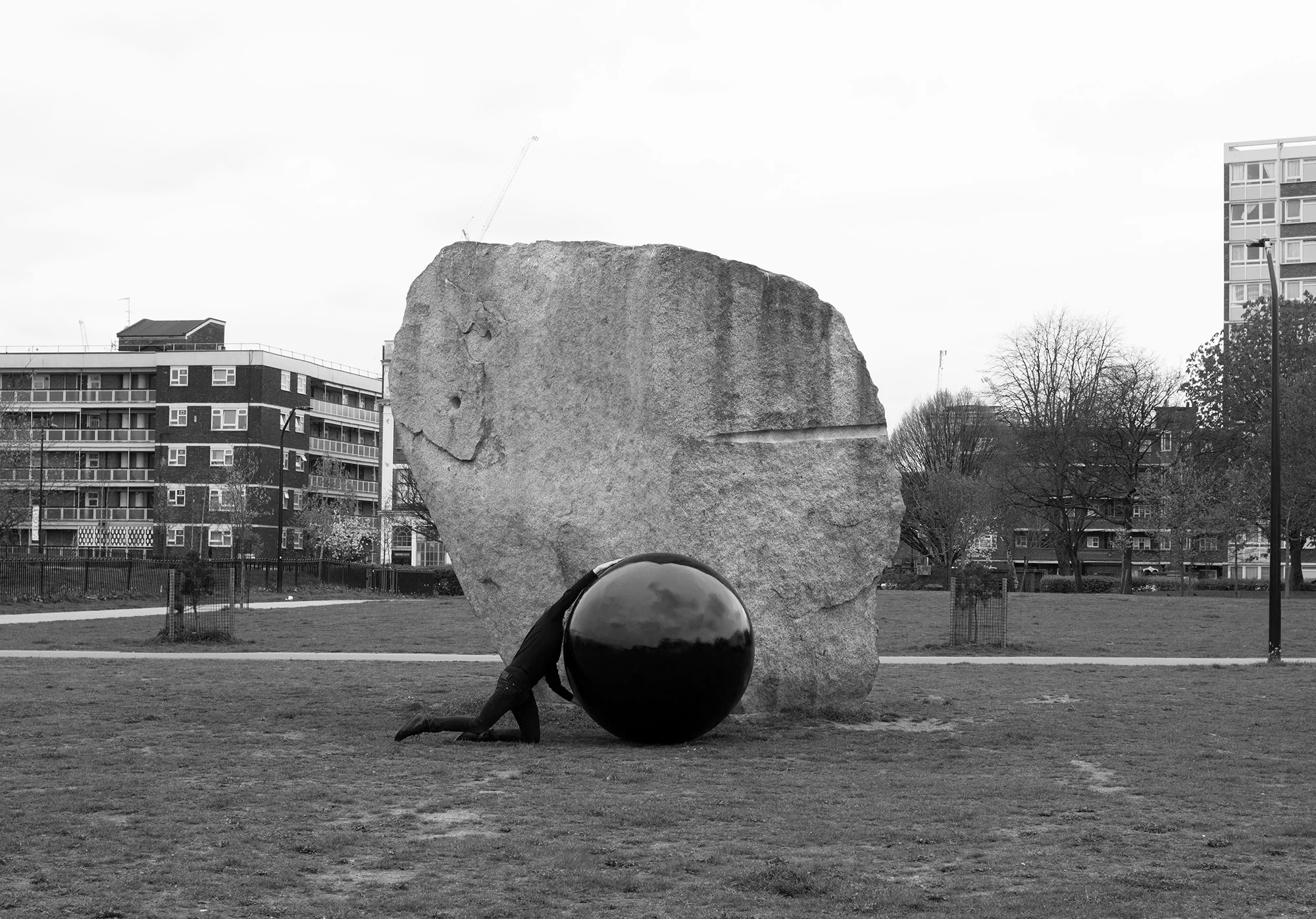 Tom-Lovelace-Black-Marble-London-No.5.jpg