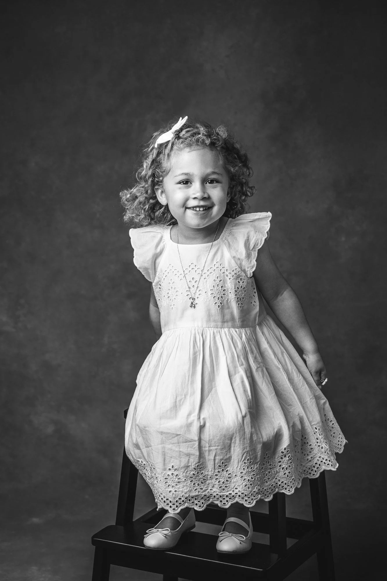 Sophie_and_ivy_studio_portraits_web-1.jpg