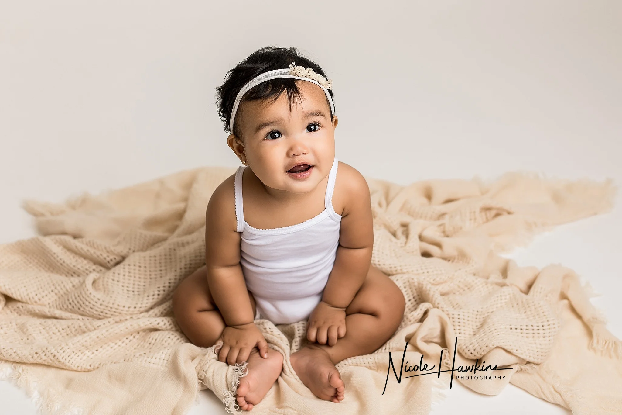 NYC and NJ Milestone Photographer | C's Sweet Sitter Session