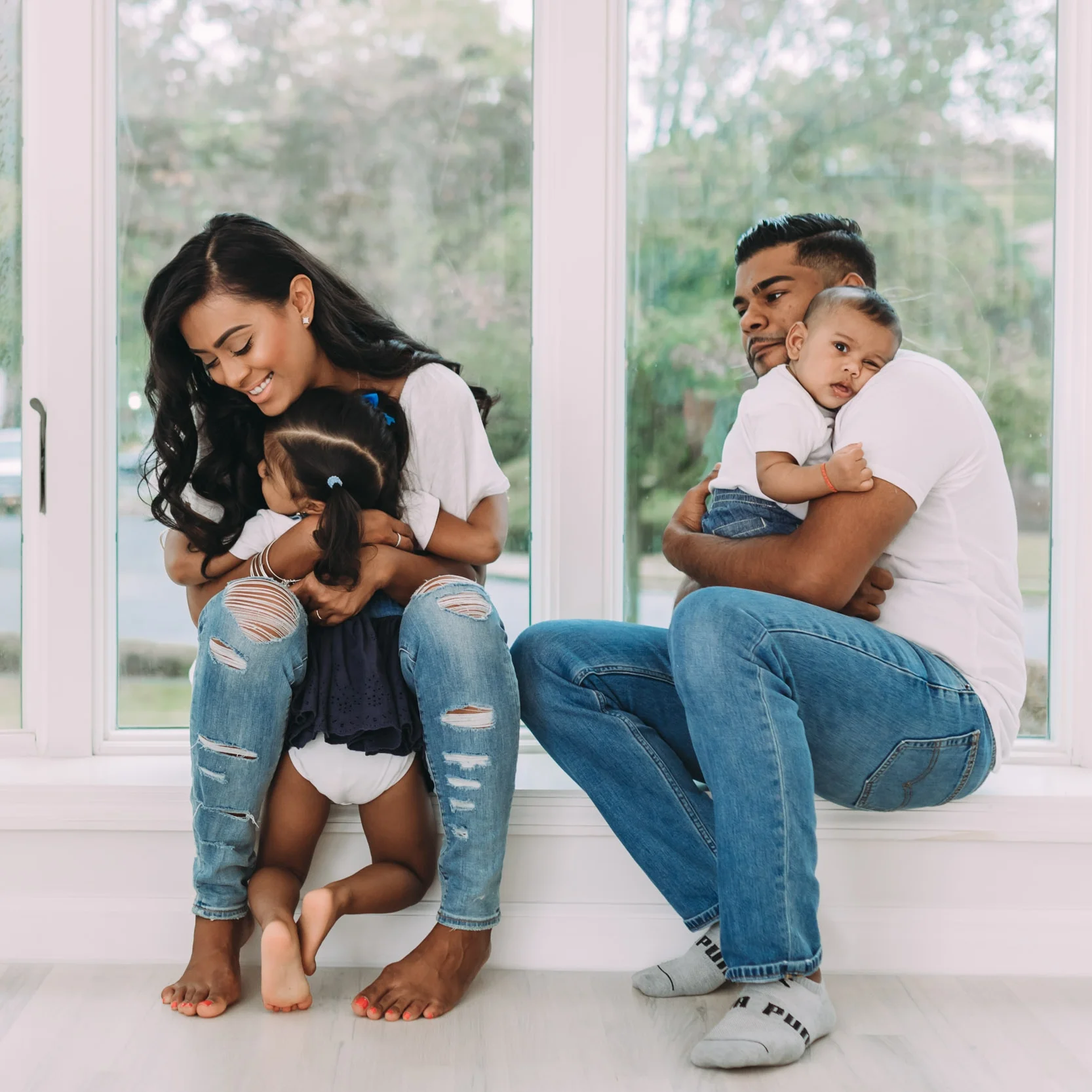 Nicole understands what it's like to be a mom and how to capture those moments you want to cherish forever with your baby.