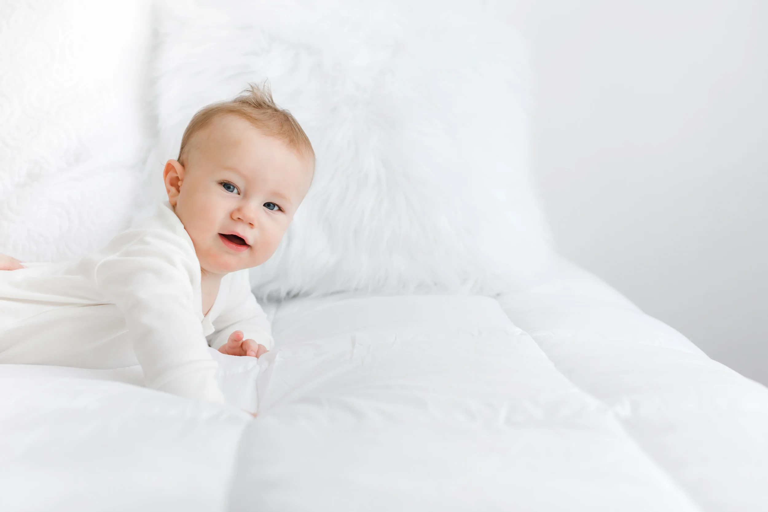 Baby_Lucus_9months_studioportraits_web (9 of 13).jpg