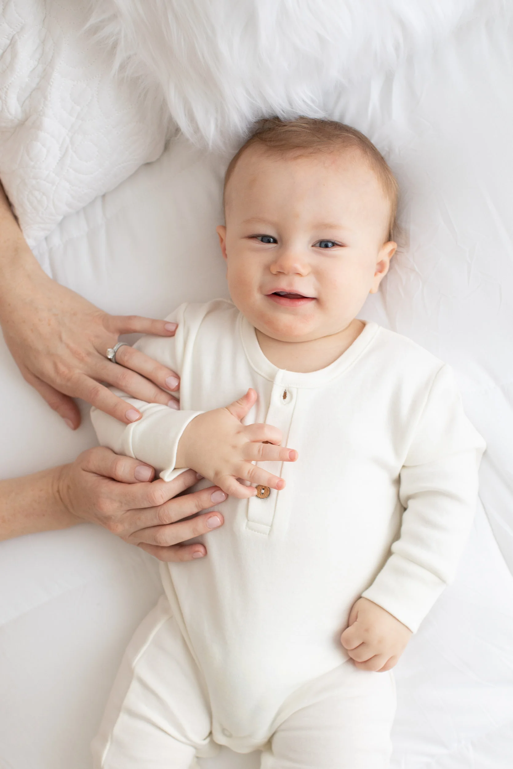 Baby_Lucus_9months_studioportraits_web (11 of 13).jpg