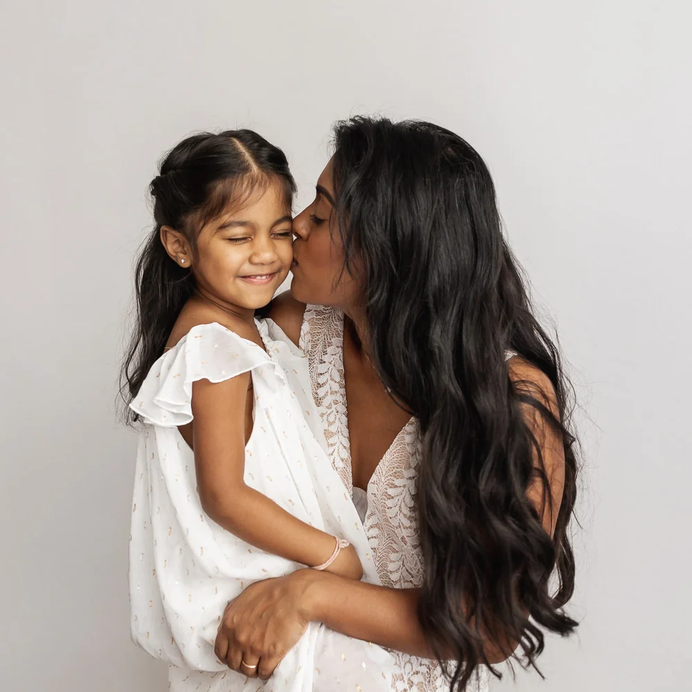 Beautiful_Guyanese_mother_and_children_portraits_NYC-24_SQUARE.jpg
