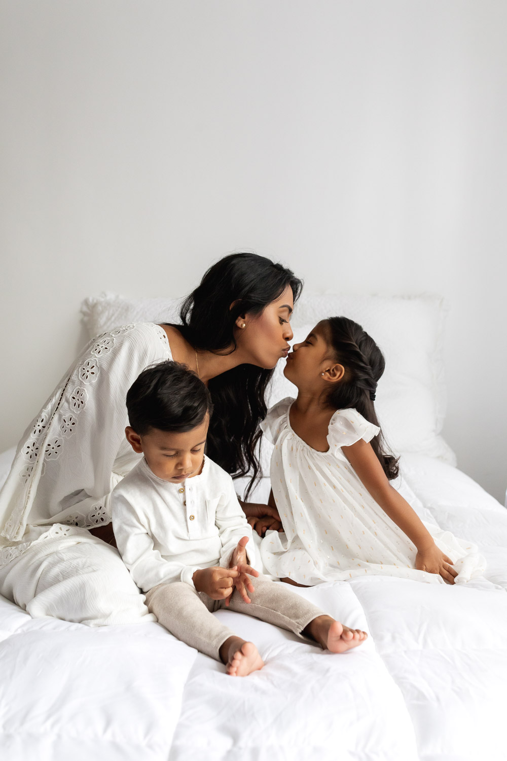 Beautiful_Guyanese_mother_and_children_portraits_NYC-16.jpg