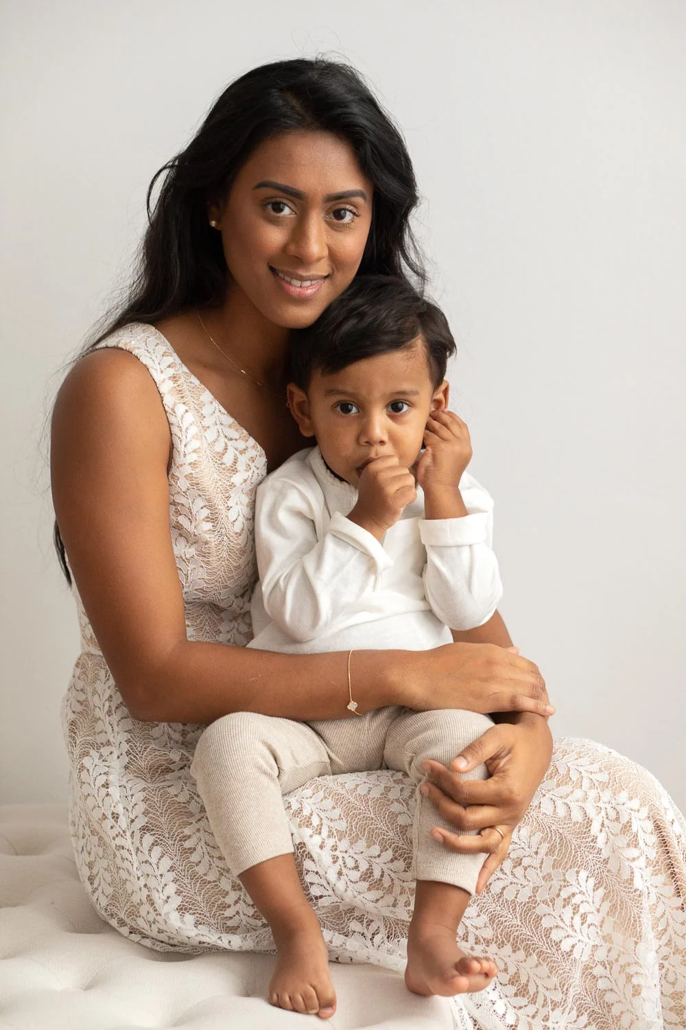 Beautiful_Guyanese_mother_and_children_portraits_NYC-33.jpg