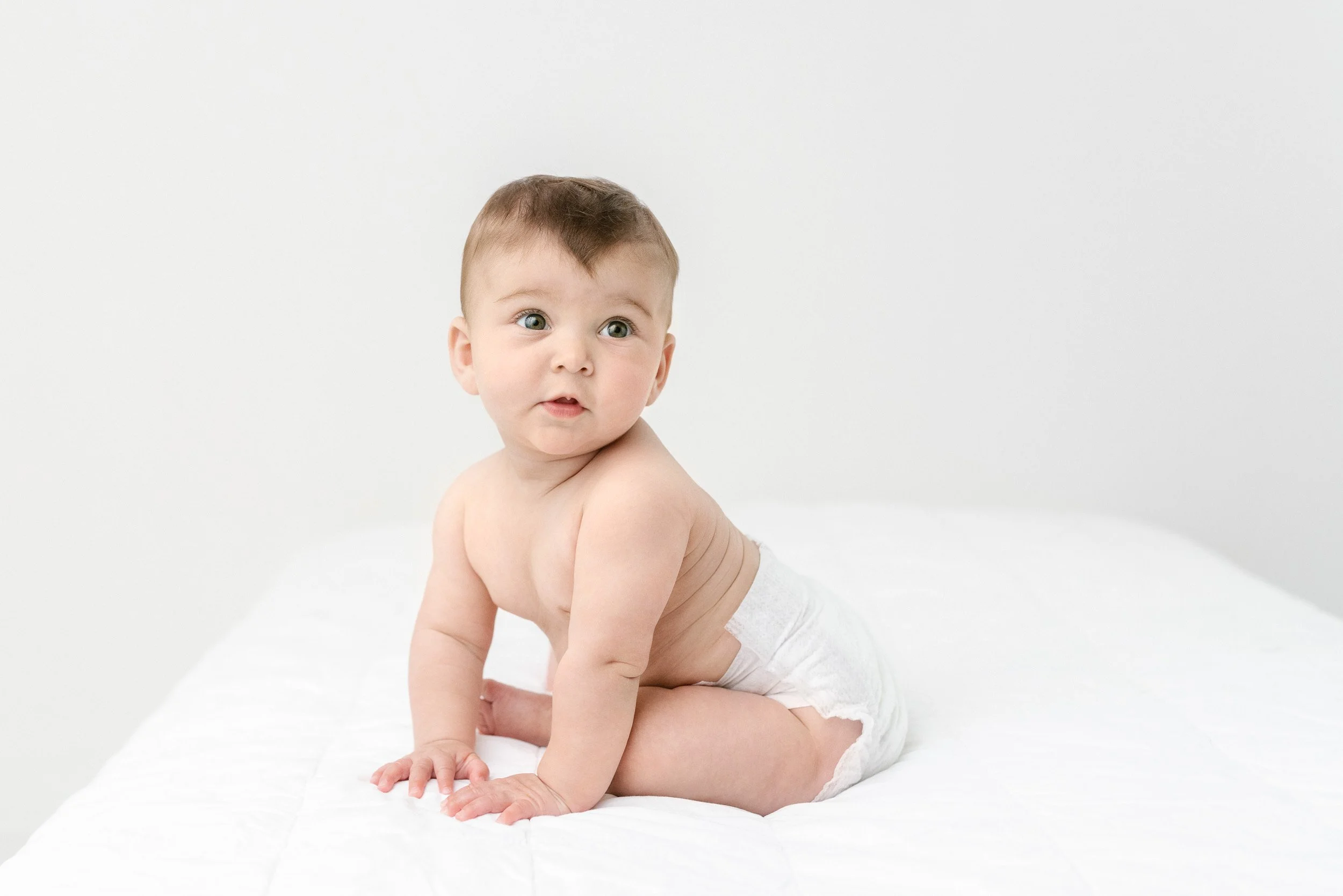 6_month_baby_portraits_sitter_session_NJ_photography_studio-4.jpg