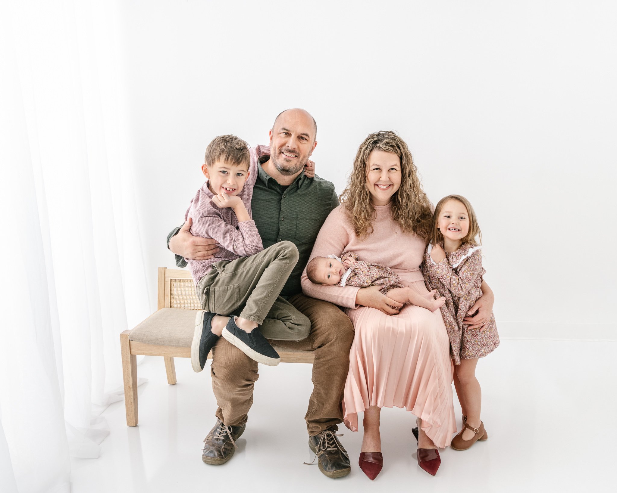  Family portrait with two little girls and a son by Nicole Hawkins Photography. newborn baby with family family of 5 #NicoleHawkinsPhotography #NicoleHawkinsFamily #Newborns #MaplewoodNJ #studiofamilyportraits #modernfamilyportraits 