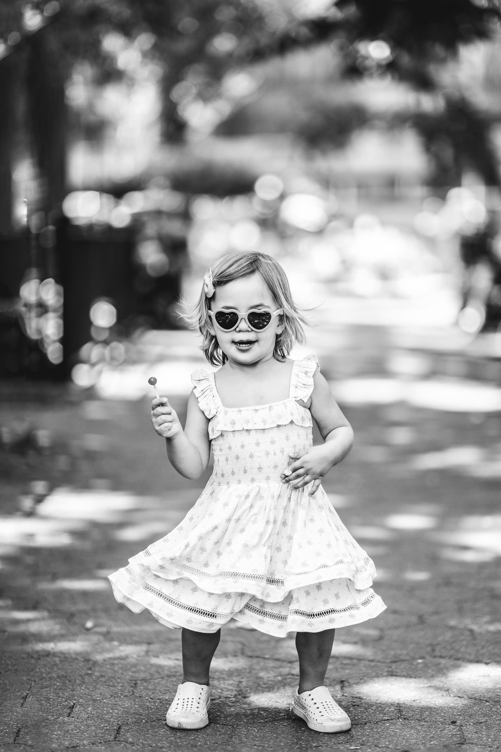  Modern park child portrait with a little girl dancing in the summertime by Nicole Hawkins Photography. modern child photos #NicoleHawkinsPhotograaphy #NicoleHawkinsChildren #NewYorkPortraits #KidsinNewYork #ChildrensPortraits #lifestyleportraits 