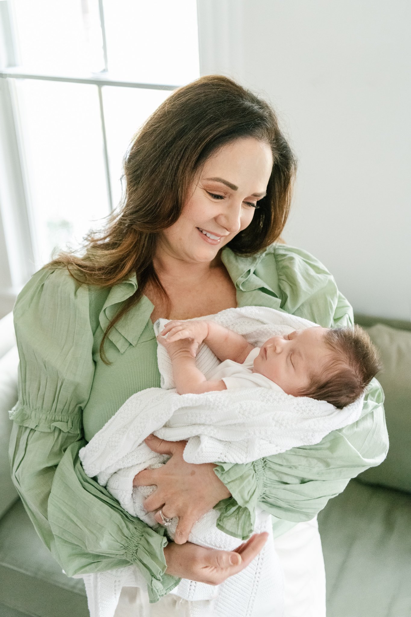  Nicole Hawkins Photography captures a grandmother with her new grandbaby during an in-home session in Montclair, NJ. grandmother portraits #NicoleHawkinsPhotography #NicoleHawkinsNewborns #MontclairNewbornPhotographer #InHomeNewborns #NJNewborns #Ba