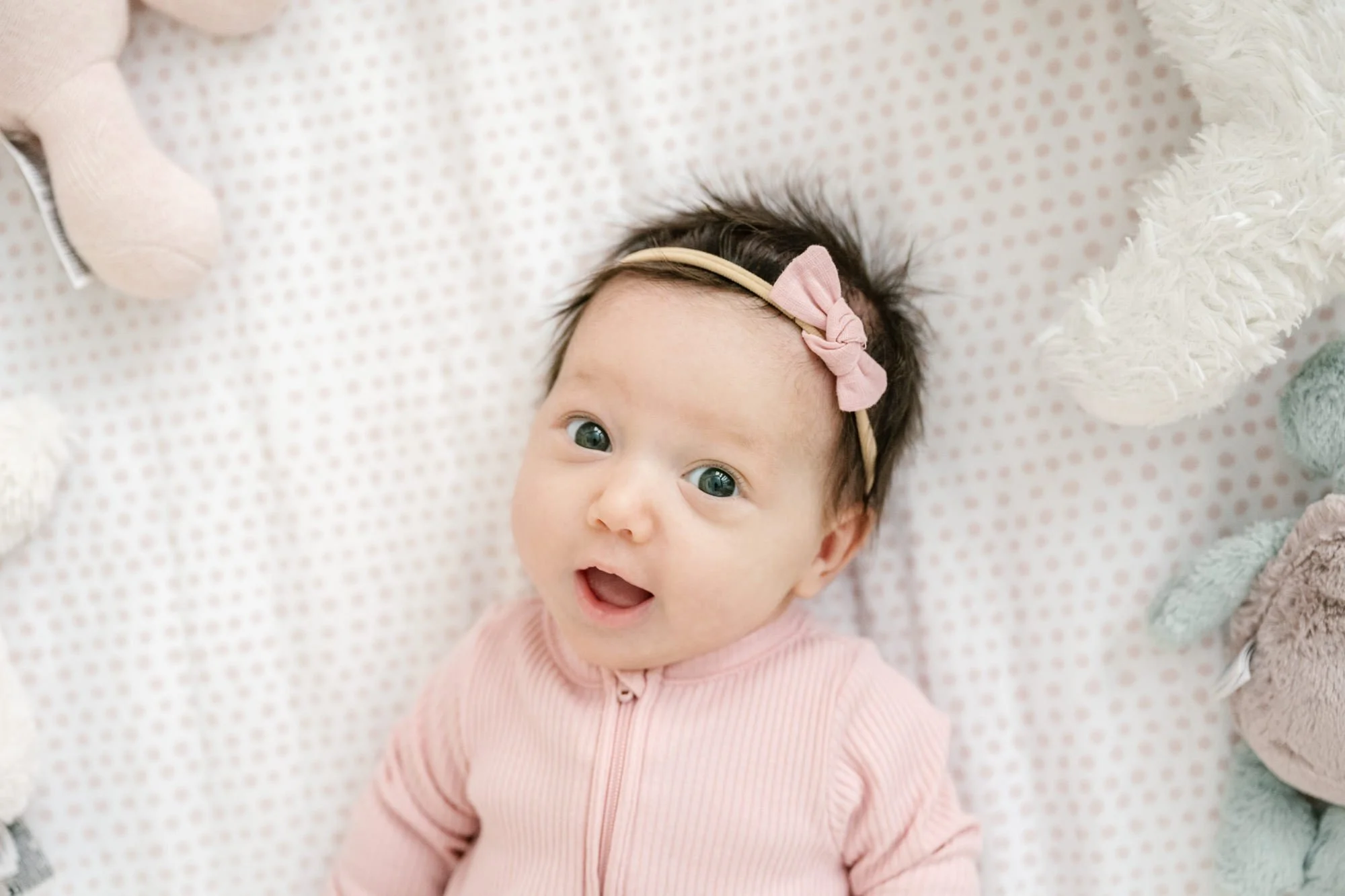 Newborn Photography: Should You Choose an In-Home or Studio Session?
