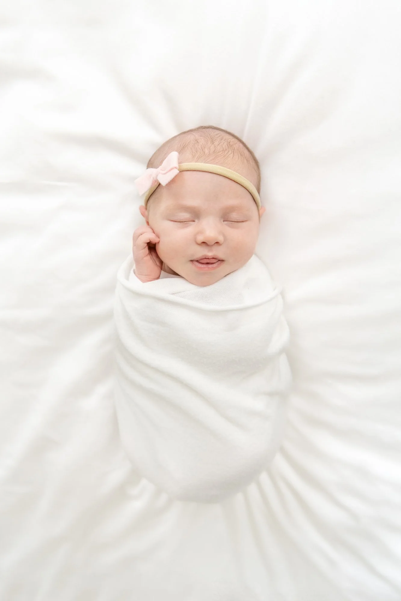  A pro for newborn studio sessions is that Nicole has clothes and props in the studio, your only job is to show up and let her work her magic. Studio newborn new jersey family professional photographer #njnewbornphotographer #newbornstudiophotography