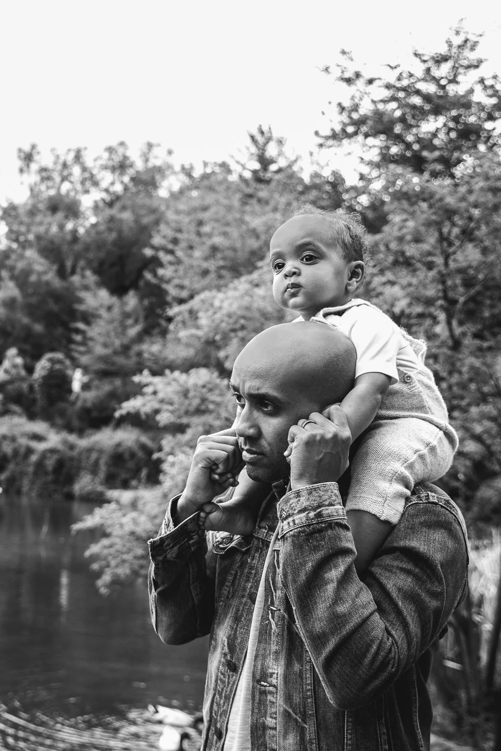 Manhattan father and daughter capture their unique connection yearly with family portraits with Nicole Hawkins Photography. NYC family session father daughter new jersey #NorthernNJfamilyphotography #NYCfamilyphotography #essexcountymoms #Familyphot