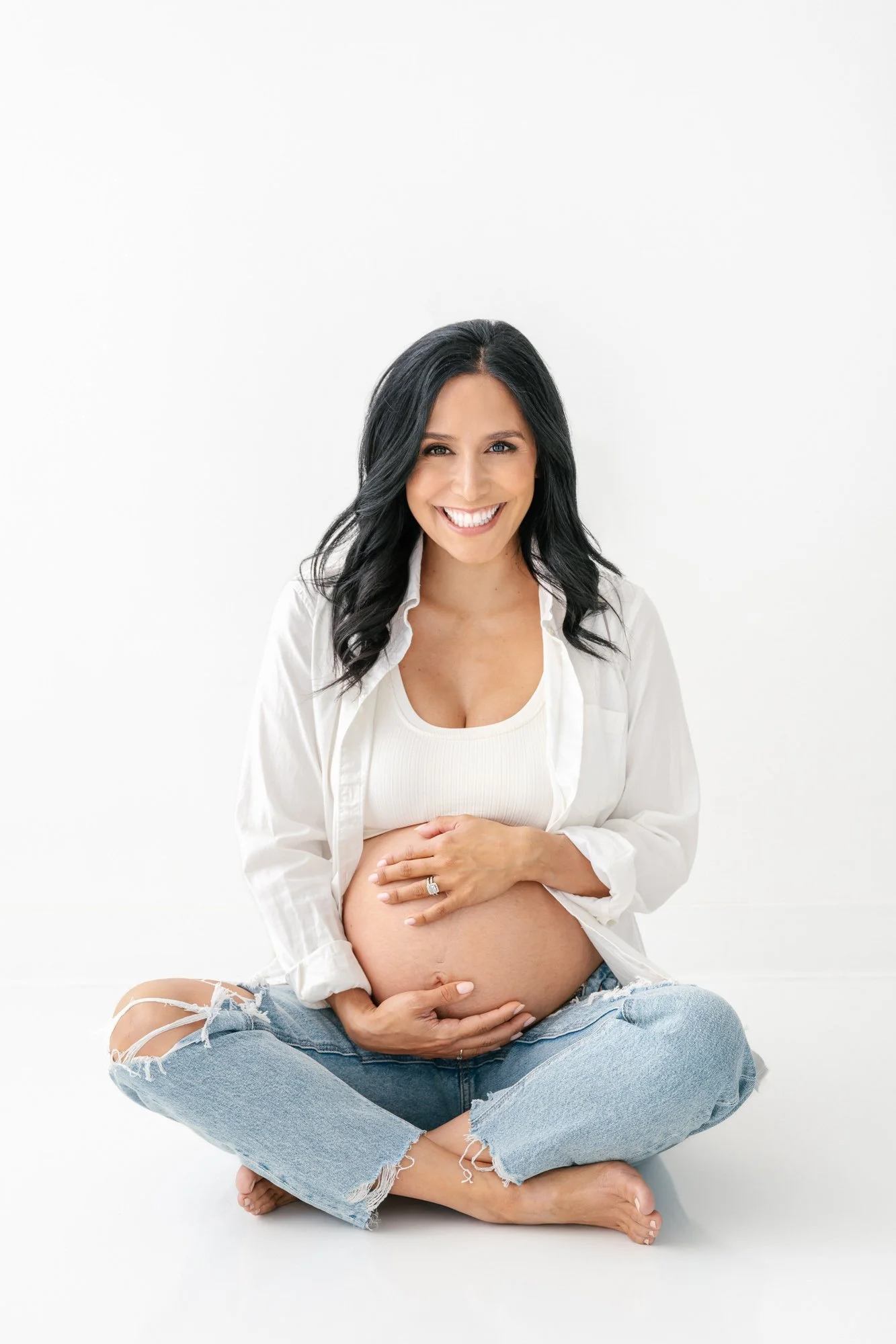  A babymoon is a getaway for parents before their baby is born, find the best option with these great locations from Nicole Hawkins Photography. NYC Manhattan Bergen babymoon parenthood connect relationship #luxurybabymoon #mexicobabymoon #europeanba
