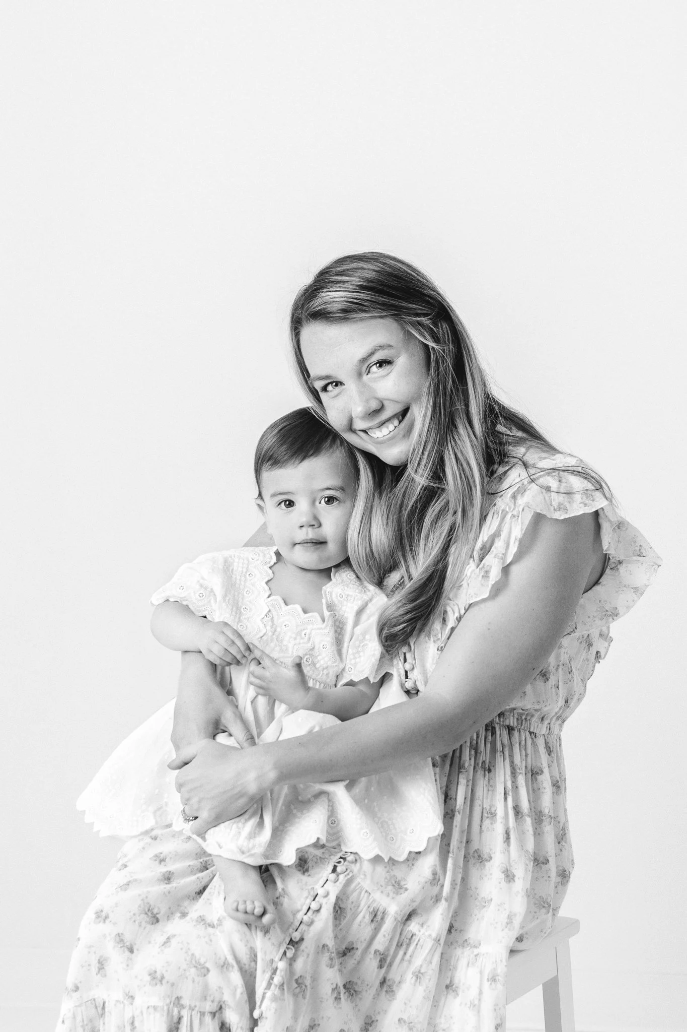  Manhattan area photographer, Nicole Hawkins shares how the power of portraits can freezes time and preserve precious stages of life. Bergen County, NJ baby photographer studio photos #newbornandsiblingphotos #essexcountymoms #nicolehawkinsphotograph
