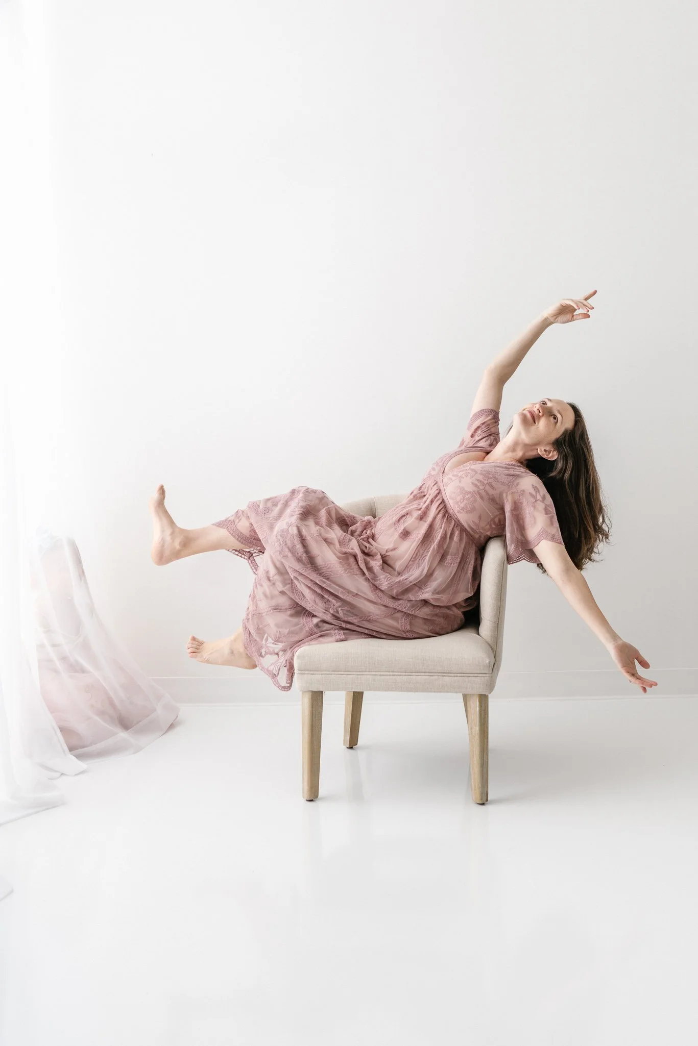  Letting your personality come out in your maternity photoshoots makes Nicole Hawkins a one-of-a-kind photographer for the Manhattan area. Morris Country&nbsp; family lifestyle studio session unique maternity photographer #njphotographer #treatyourse