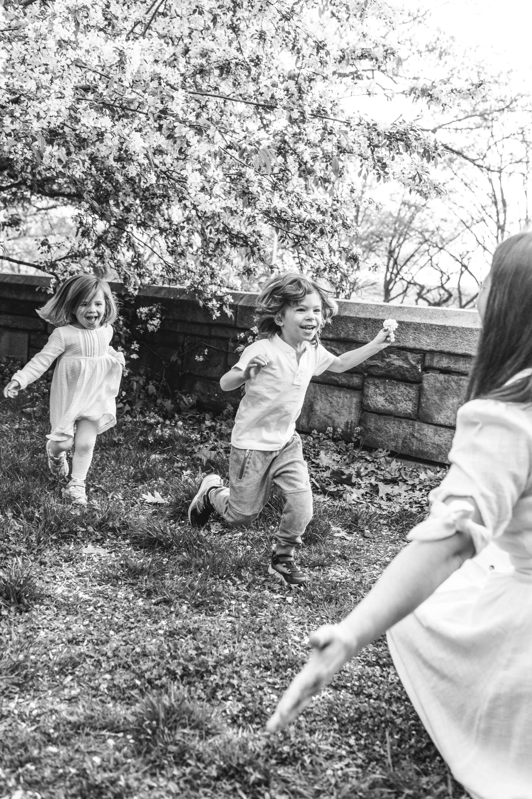  Union County, NJ: Nicole Hawkins Photography guides you in designing heirlooms that showcase your family’s unique journey. Display photos gallery wall ideas preserve your story #manhattanphotographer #nicolehawkinsphotography #NJfamilyphotography 