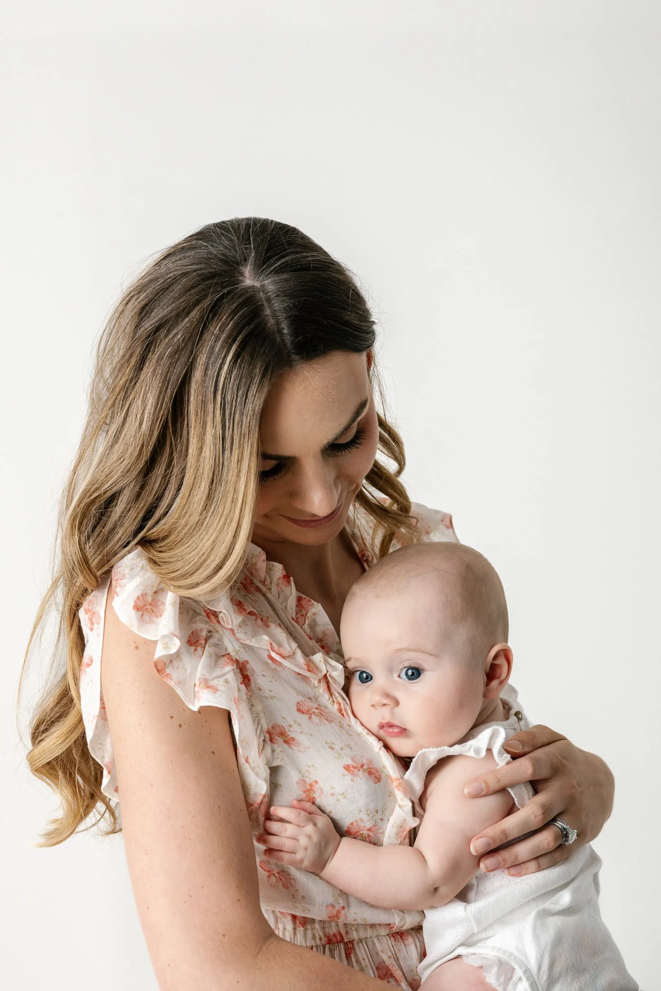  Nicole Hawkins Photography – creating fresh, heartfelt family images for New Jersey clients with young kids. Manhattan family photographer mother and child #nicolehawkinsphotography #newjerseyphotographer #preservememories 