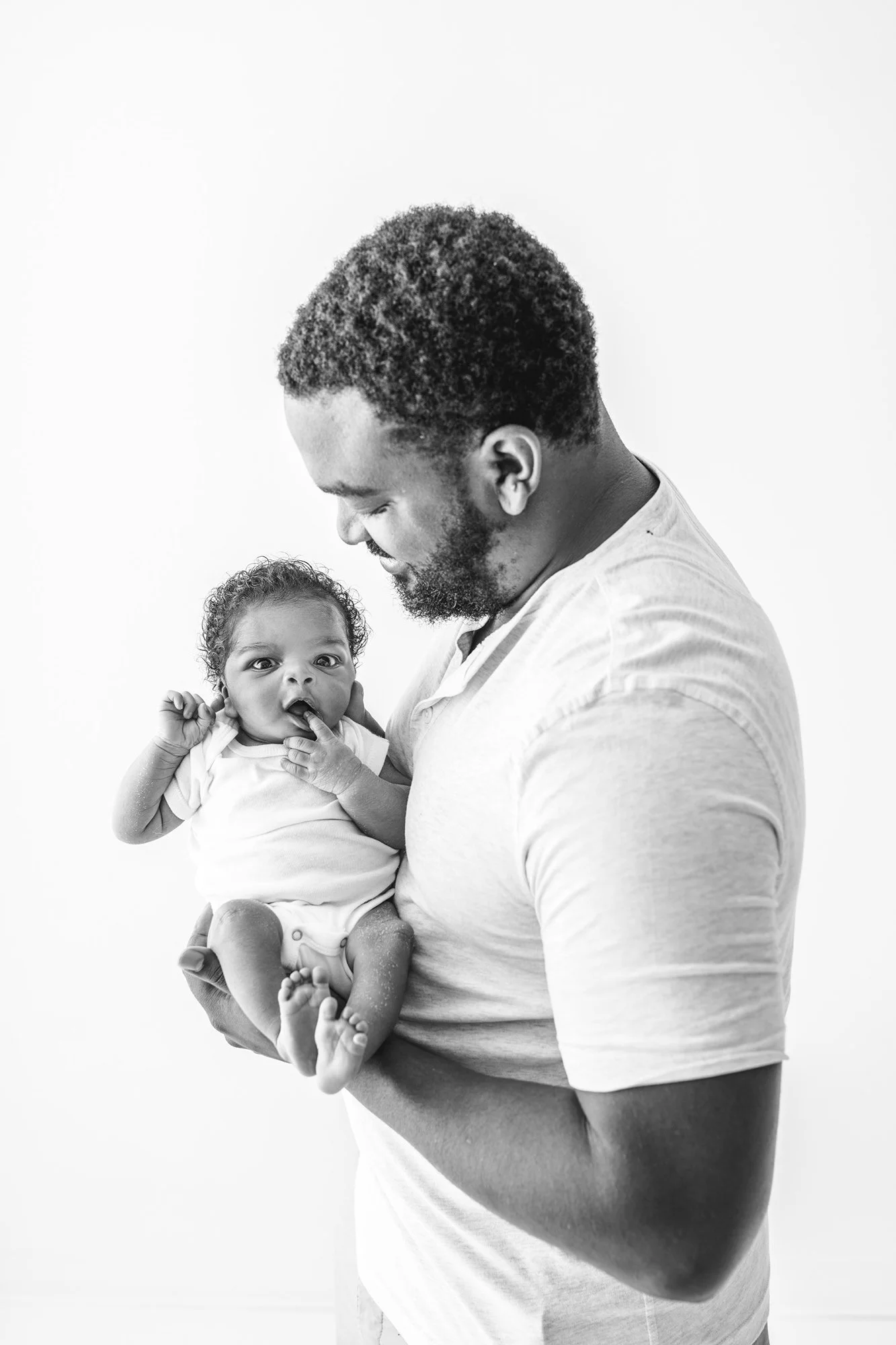 NJ_newborn_photography_studio_Essex_County_light_and_airy-16.jpg