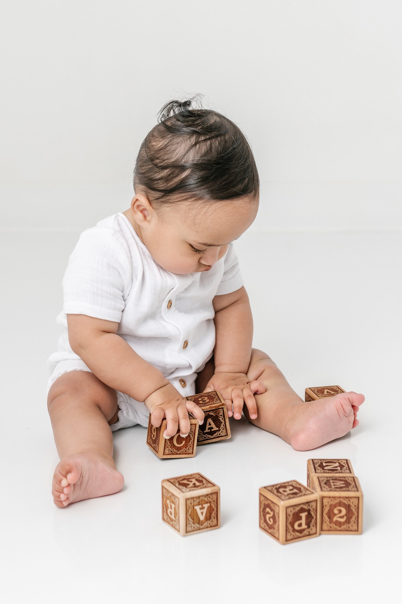 6_months_Oliver_boatie_studio-12.jpg